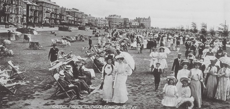 Church Parade, Southsea Common (s/h-foto) af English Photographer