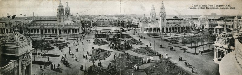 Court of Arts fra Congress Hall, Franco-British Exhibition, London, 1908 af English Photographer