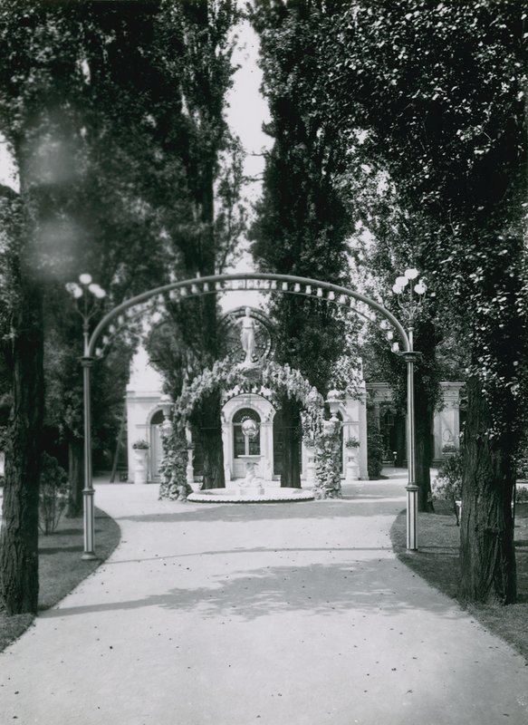 Cremorne Gardens, London: Grotten af English Photographer