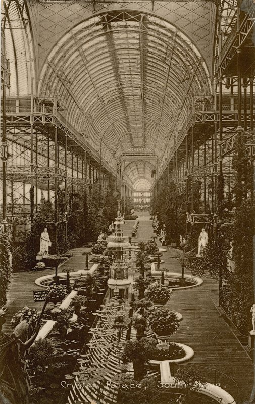 Crystal Palace, South Nave af English Photographer