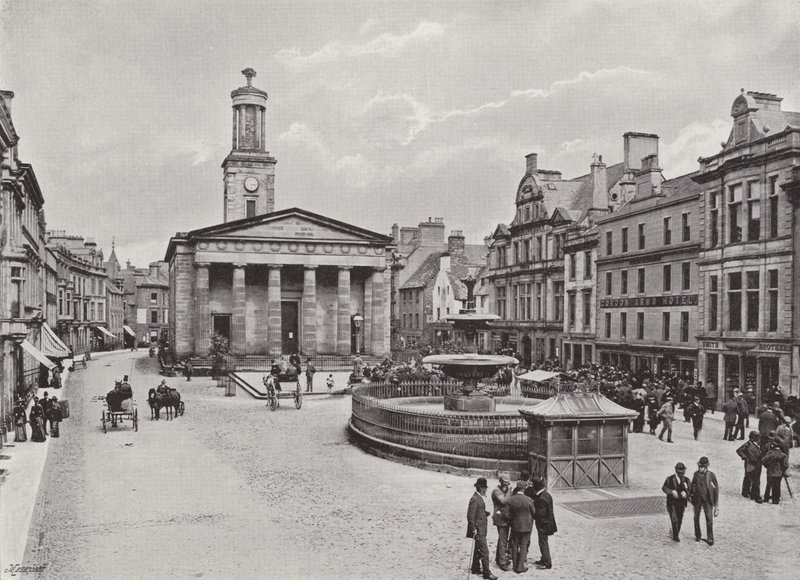 Elgin, The High Street af English Photographer