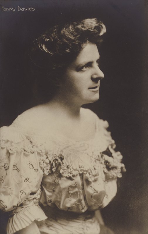 Fanny Davies, britisk pianist af English Photographer