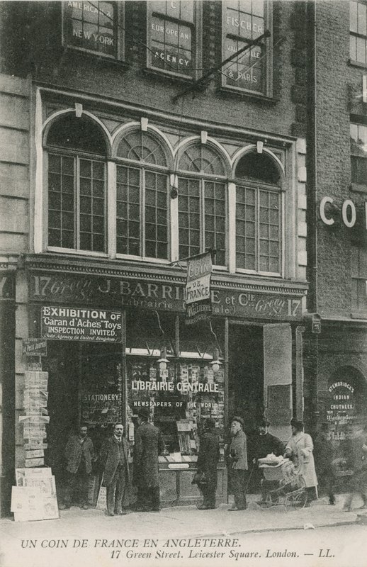 Fransk boghandel, 17 Green Street, Leicester Square, London af English Photographer