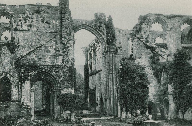 Furness Abbey af English Photographer