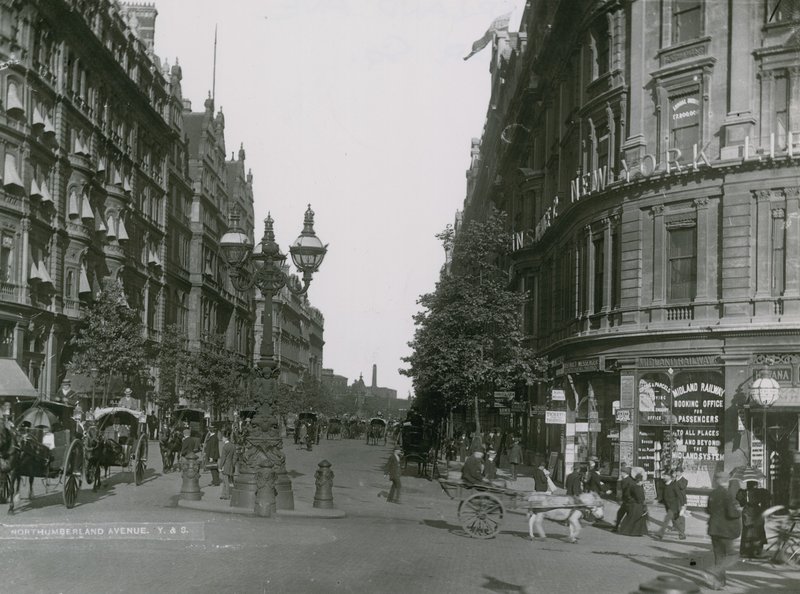 Generel udsigt over Northumberland Avenue af English Photographer