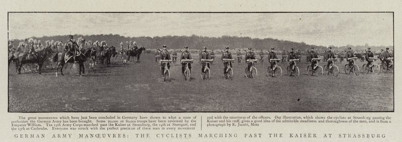 Tyske hærmanøvrer, cyklisterne marcherer forbi Kaiser ved Strassburg af English Photographer