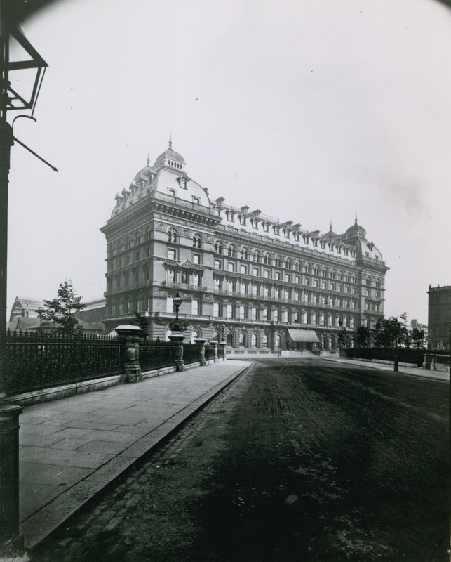 Grosvenor Hotel, London af English Photographer
