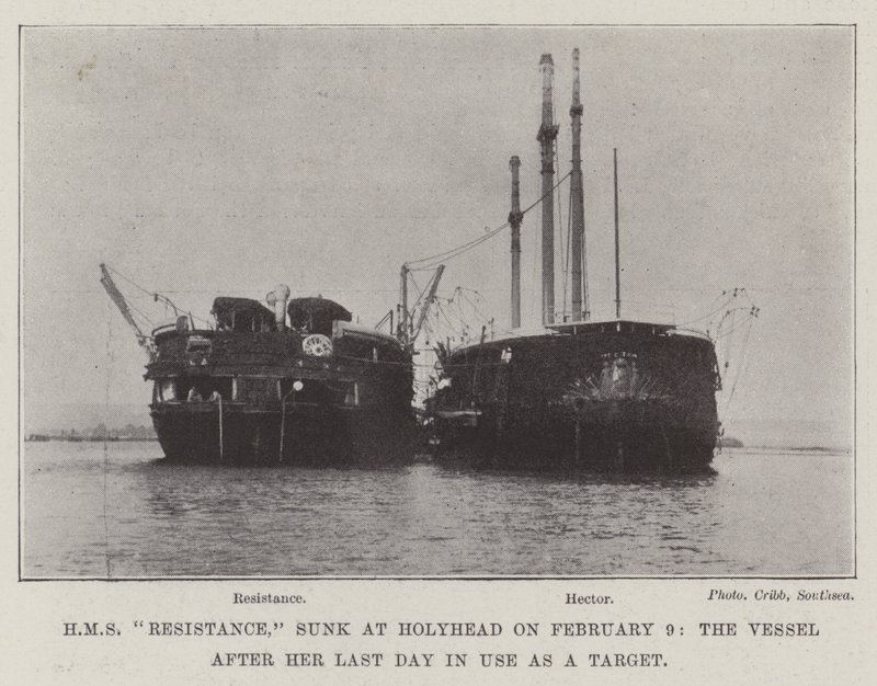HMS Resistance, sænket ved Holyhead den 9. februar, fartøjet efter hendes sidste dag i brug som mål af English Photographer