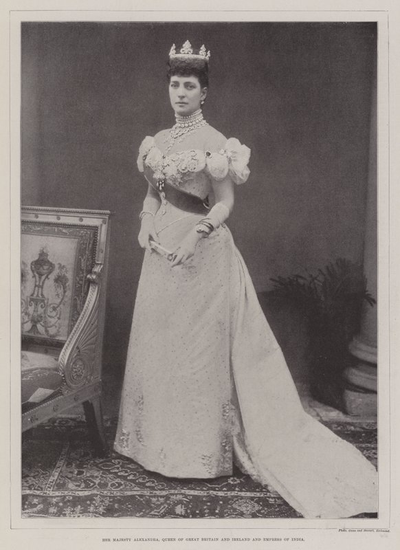 Hendes Majestæt Alexandra, dronning af Storbritannien og Irland og kejserinde af Indien af English Photographer