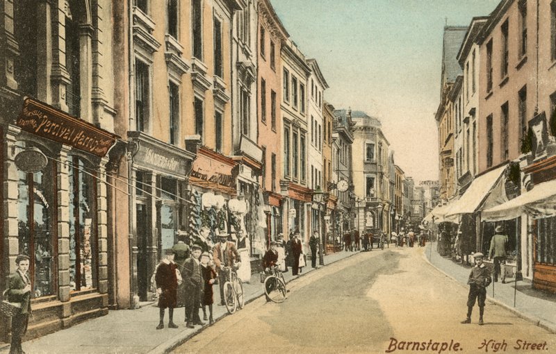 High Street, Barnstaple, Devon (s/h-foto) af English Photographer