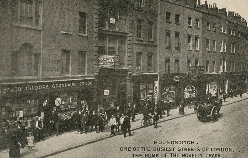 Houndsditch, en af de travleste gader i London, Home of the Novelty Trade, London af English Photographer