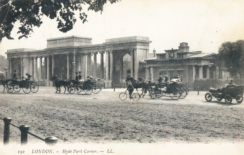 Hyde Park Corner af English Photographer