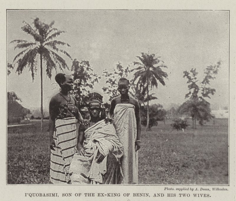 IQuobasimi, søn af den tidligere konge af Benin og hans to hustruer af English Photographer