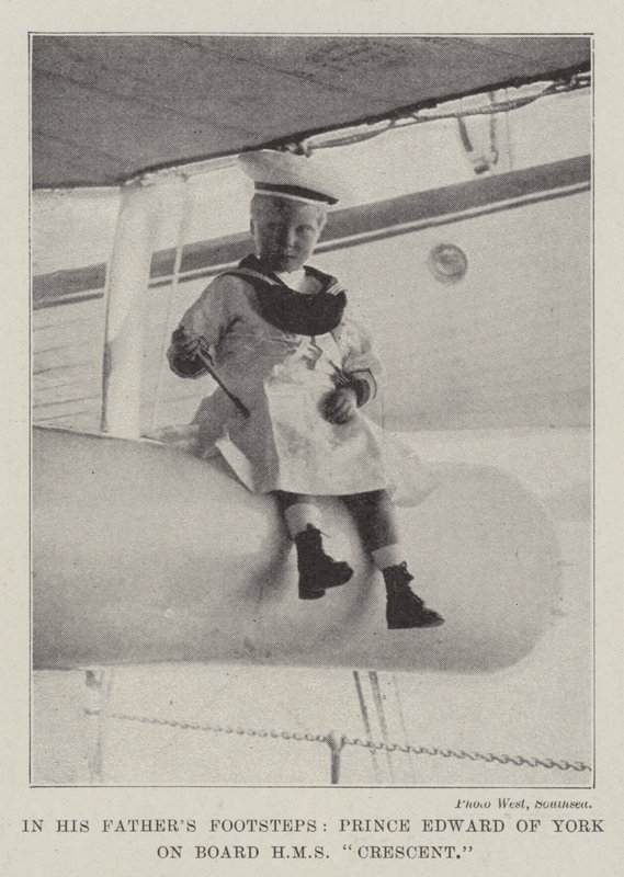 I hans fædres fodspor, prins Edward af York om bord på HMS Crescent af English Photographer