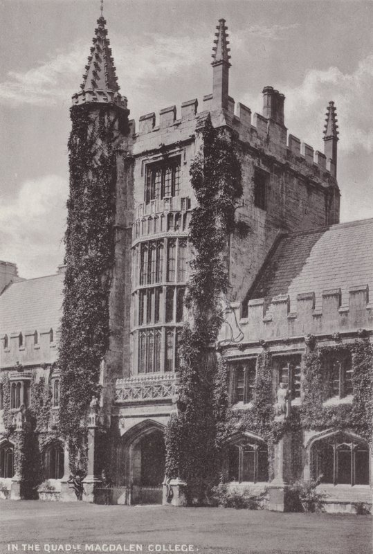 I Quadrangle Magdalen College af English Photographer
