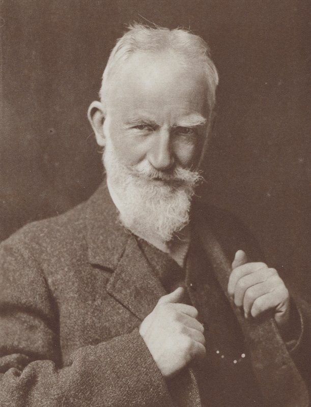 Den irske dramatiker George Bernard Shaw, vinder af Nobelprisen i litteratur i 1926 (s/h-foto) af English Photographer
