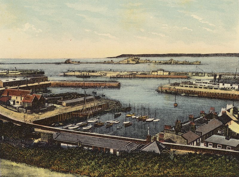 Jersey: The Harbour, St. Helier (farvet foto) af English Photographer