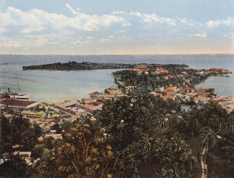 Kingston, Jamaica: Port Antonio set i fugleperspektiv (farvefoto) af English Photographer