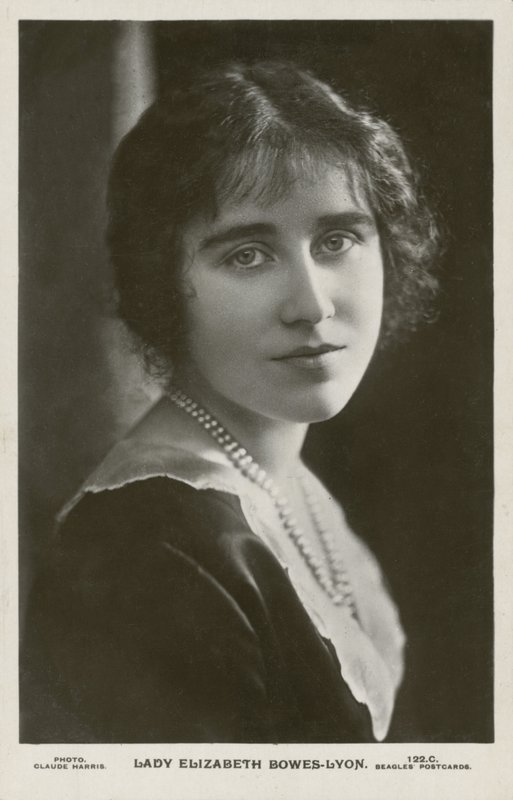 Lady Elizabeth Bowes-Lyon (s/h foto) af English Photographer