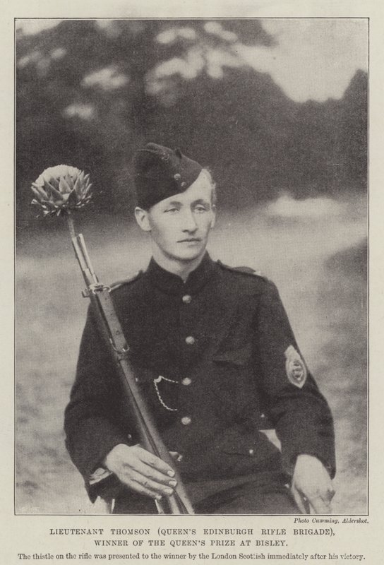 Løjtnant Thomson (Queens Edinburgh Rifle Brigade), vinder af Queens Prize på Bisley af English Photographer