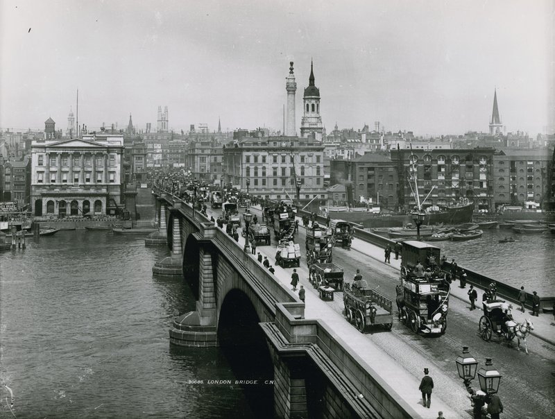 London Bridge, London af English Photographer