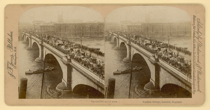 London Bridge, London af English Photographer