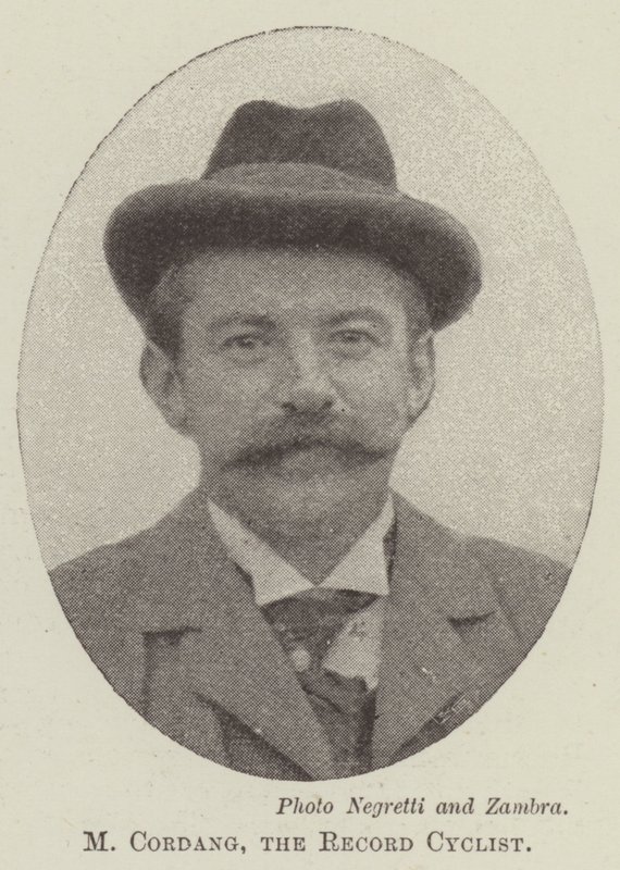 M Cordang, rekordcyklisten af English Photographer