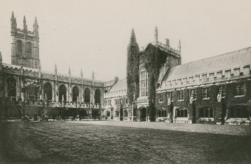 Magdalen College Cloister and Tower, Oxford af English Photographer