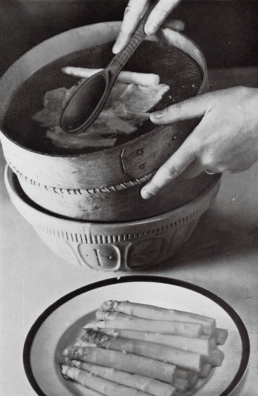 Lav en grøntsagsflødesuppe (s/h-foto) af English Photographer