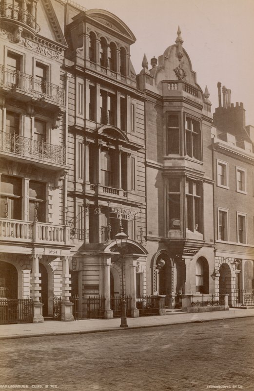 Marlborough Club, London af English Photographer