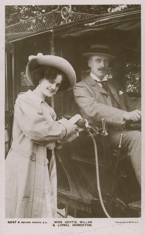 Frøken Gertie Millar og Lionel Monckton af English Photographer