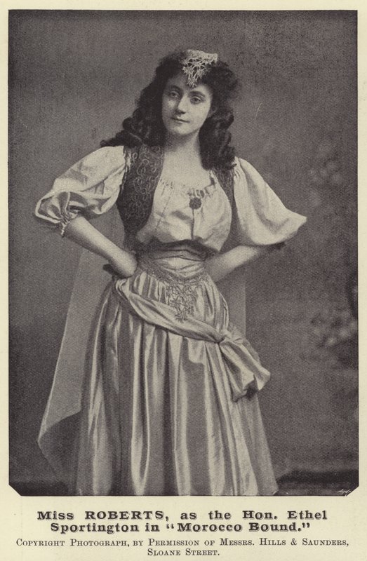 Miss Roberts, som den ærede Ethel Sportington i Marokko Bound af English Photographer