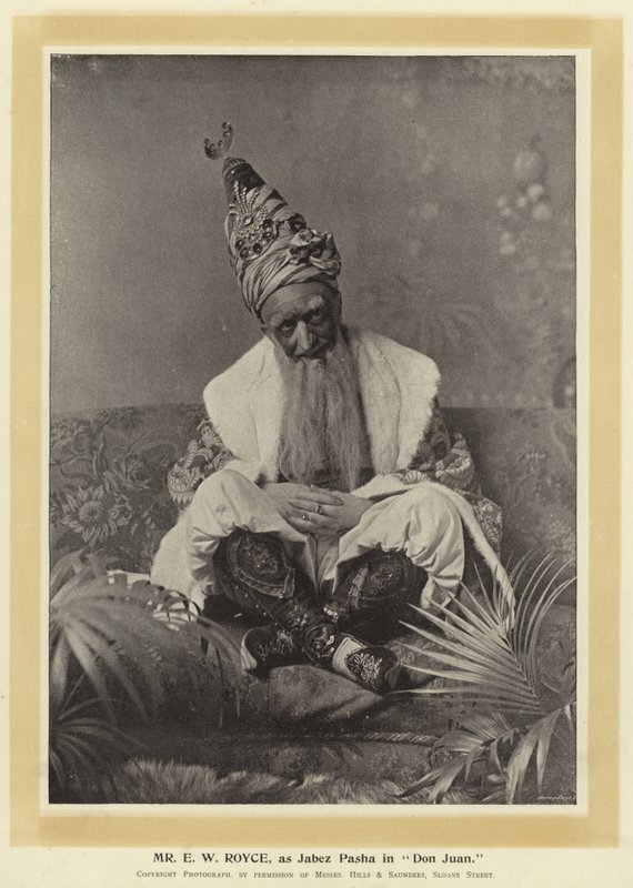 Mr EW Royce, som Jabez Pasha i Don Juan af English Photographer