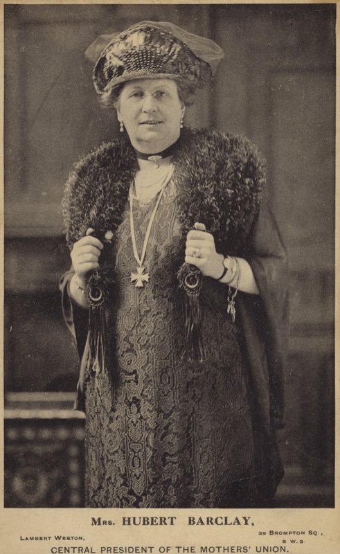 Fru Hubert Barclay af English Photographer