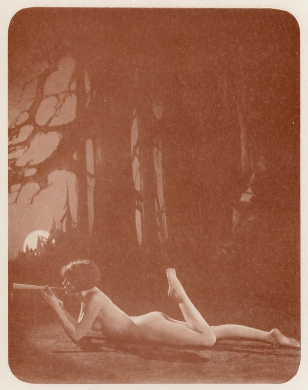 Nudistisk kunst: Pan