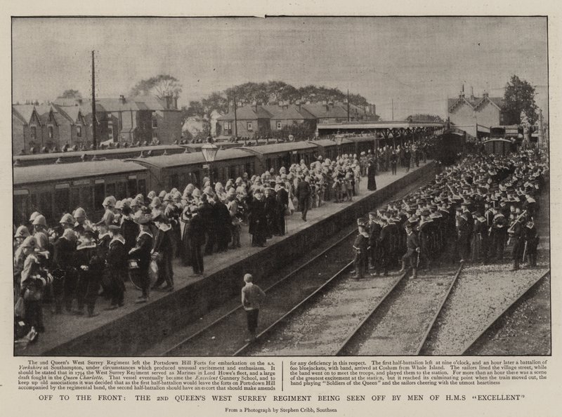 Ud til fronten, det 2. Queens West Surrey Regiment bliver set af mænd fra H M S Excellent af English Photographer