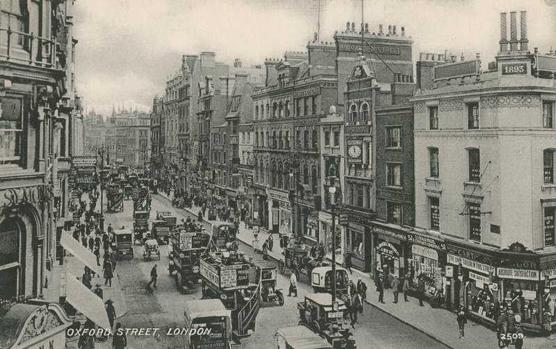 Oxford Street, London af English Photographer