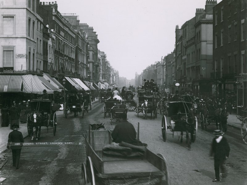 Oxford Street, London, mod øst af English Photographer