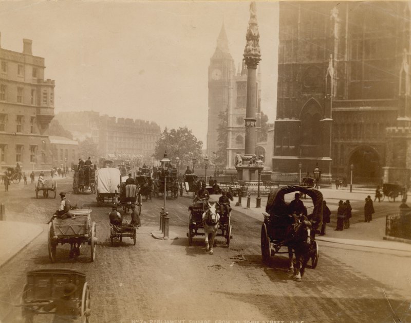 Parliament Square fra Victoria Street, London af English Photographer