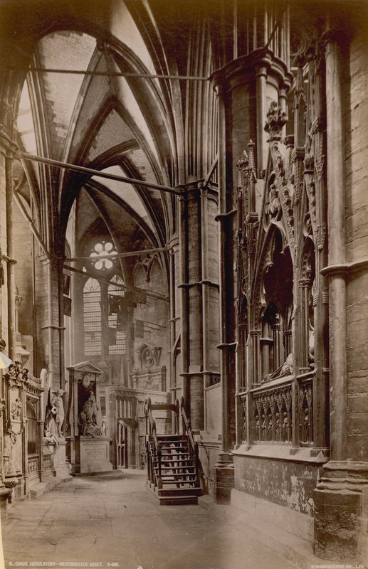 Postkort med et billede af Choir Ambulatory i Westminster Abbey af English Photographer