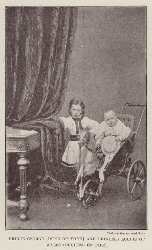 Prins George (hertug af York) og prinsesse Louise af Wales (hertuginde af Fife) af English Photographer