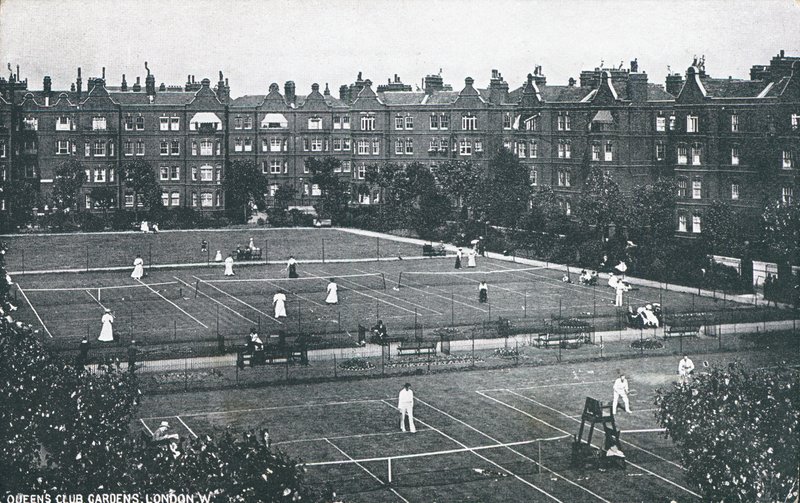Queens Club Gardens af English Photographer