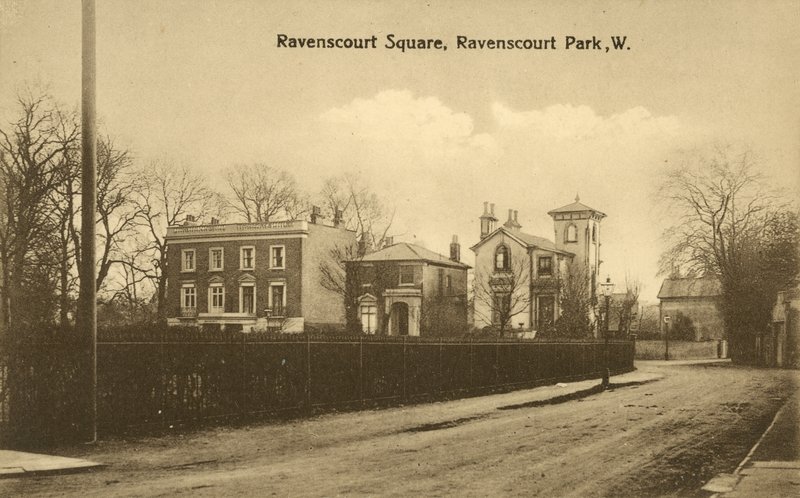 Ravenscourt Square, Ravenscourt Park, London (s/h-billede) af English Photographer