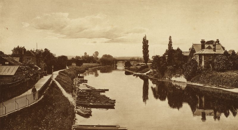 Wye-floden fra broen, Hereford (s/h-foto) af English Photographer