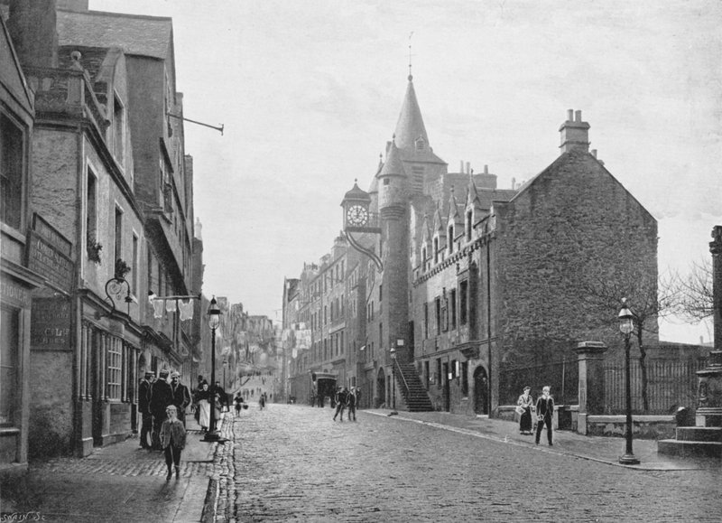 Skotland: Canongate Tolbooth, Edinburgh (s/h-billede) af English Photographer