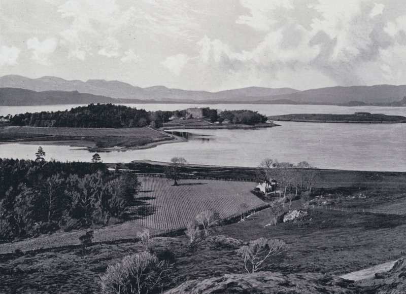Skotland: Dunstaffnage Castle (B/W Photo) af English Photographer