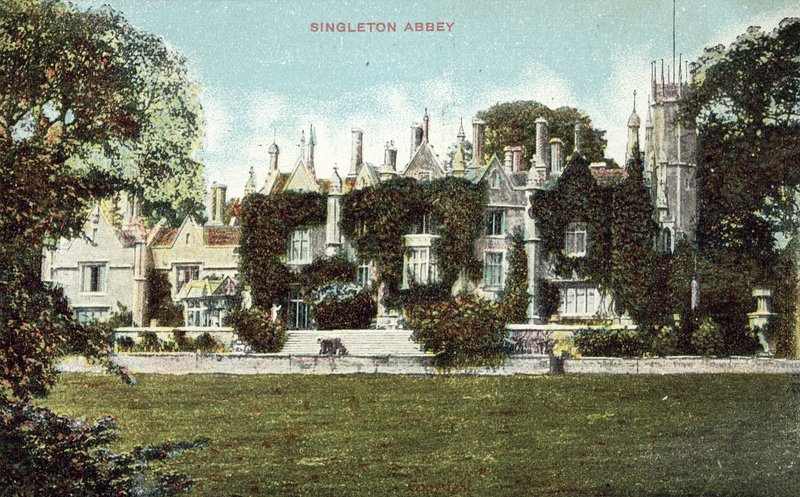 Singleton Abbey (farvefoto) af English Photographer