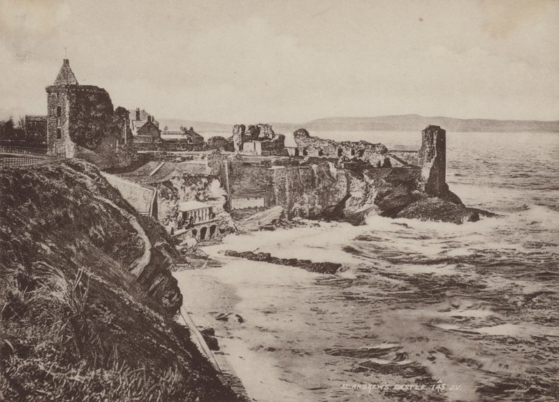 St Andrews Castle af English Photographer