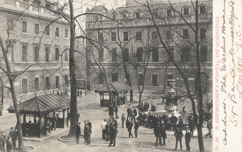 St Bartholomews Hospital og The Quadrangle af English Photographer