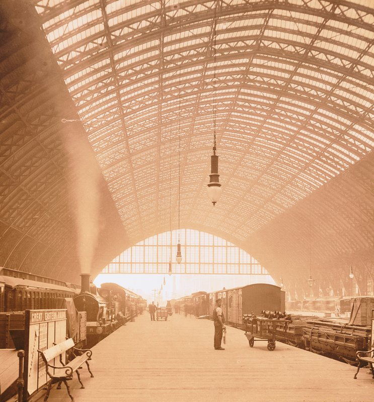 St Pancras Station, London af English Photographer